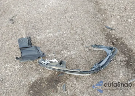 2015 Mercedes-Benz Glk 350 4Matic z USA, uszkodzony, nr VIN WDCGG8JB2FG356159